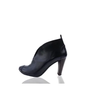 COSTUME NATIONAL LEATHER CAP-TOE BOOTIES
