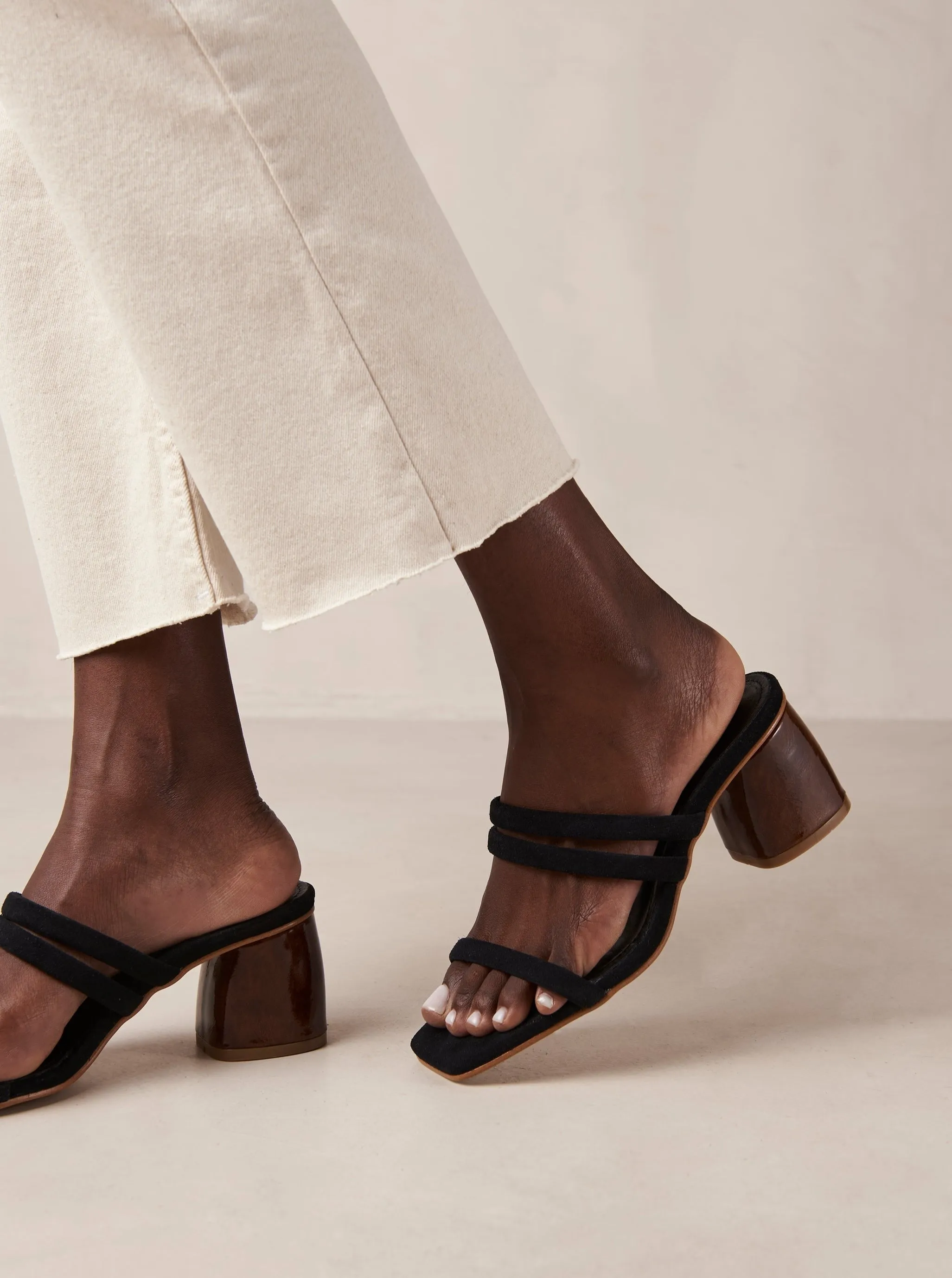 Indiana Black Leather Sandals