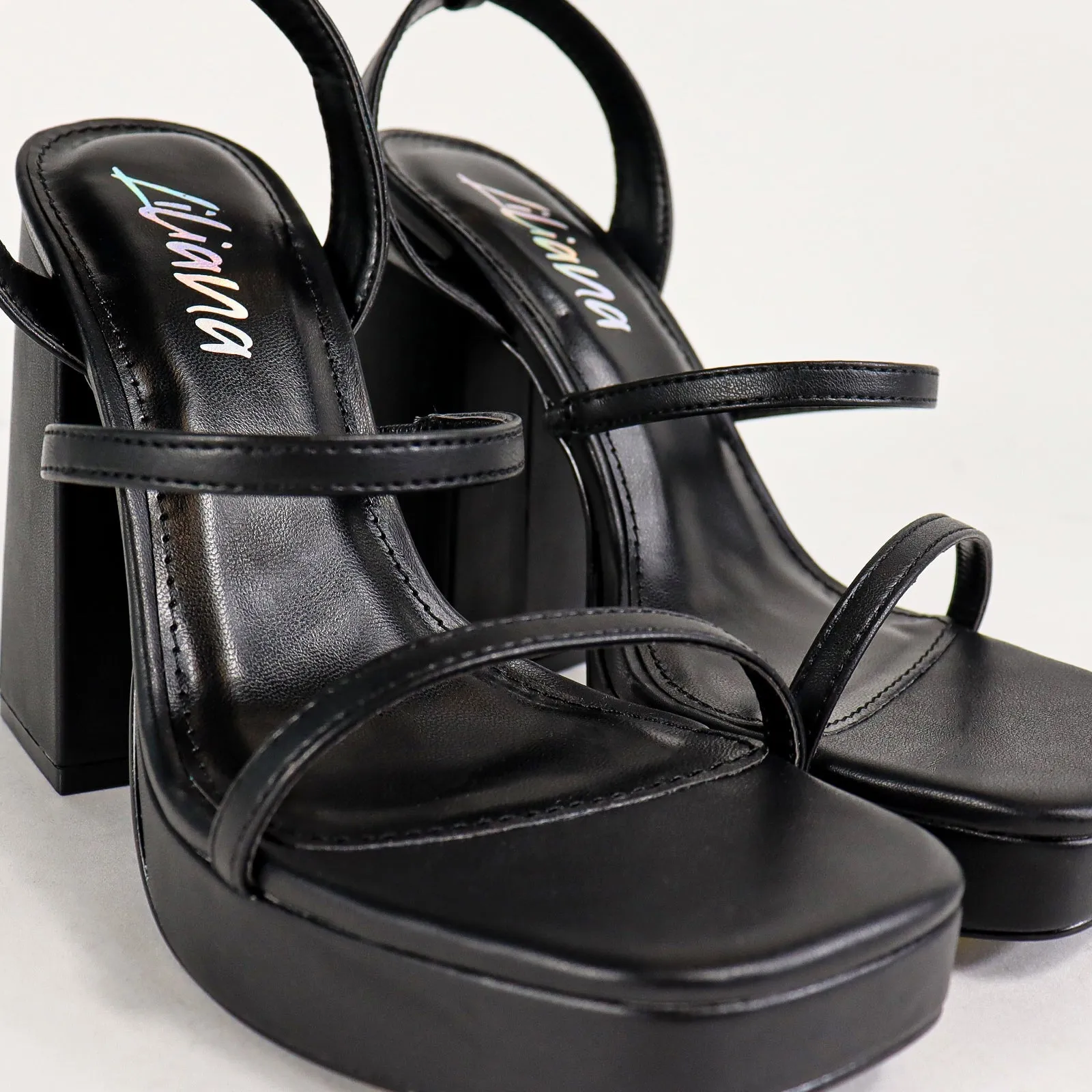 RHODE-1 OPEN TOE STRAP W/ BLOCK HIGH HEEL - BLACK